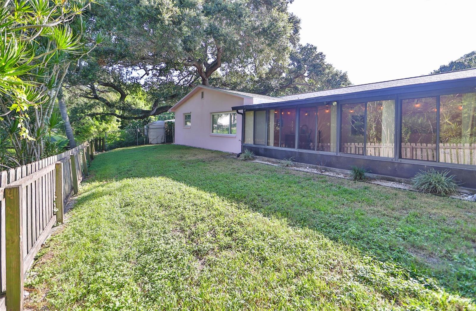 BROOKHILL - Residential