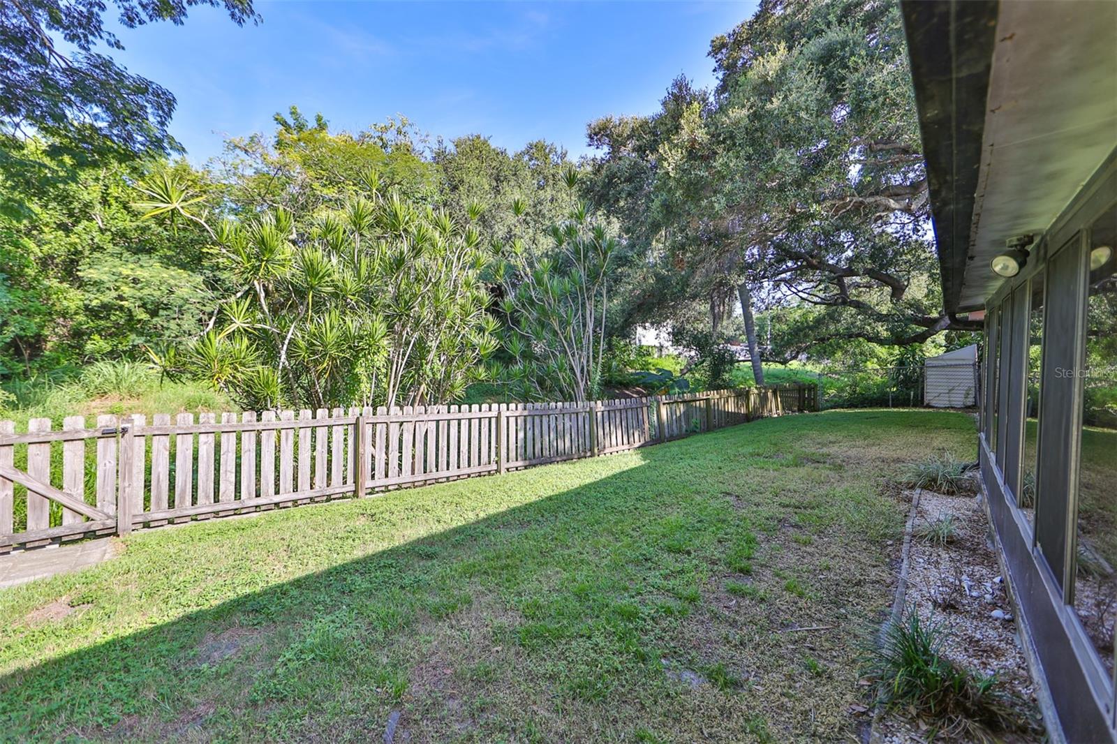 BROOKHILL - Residential