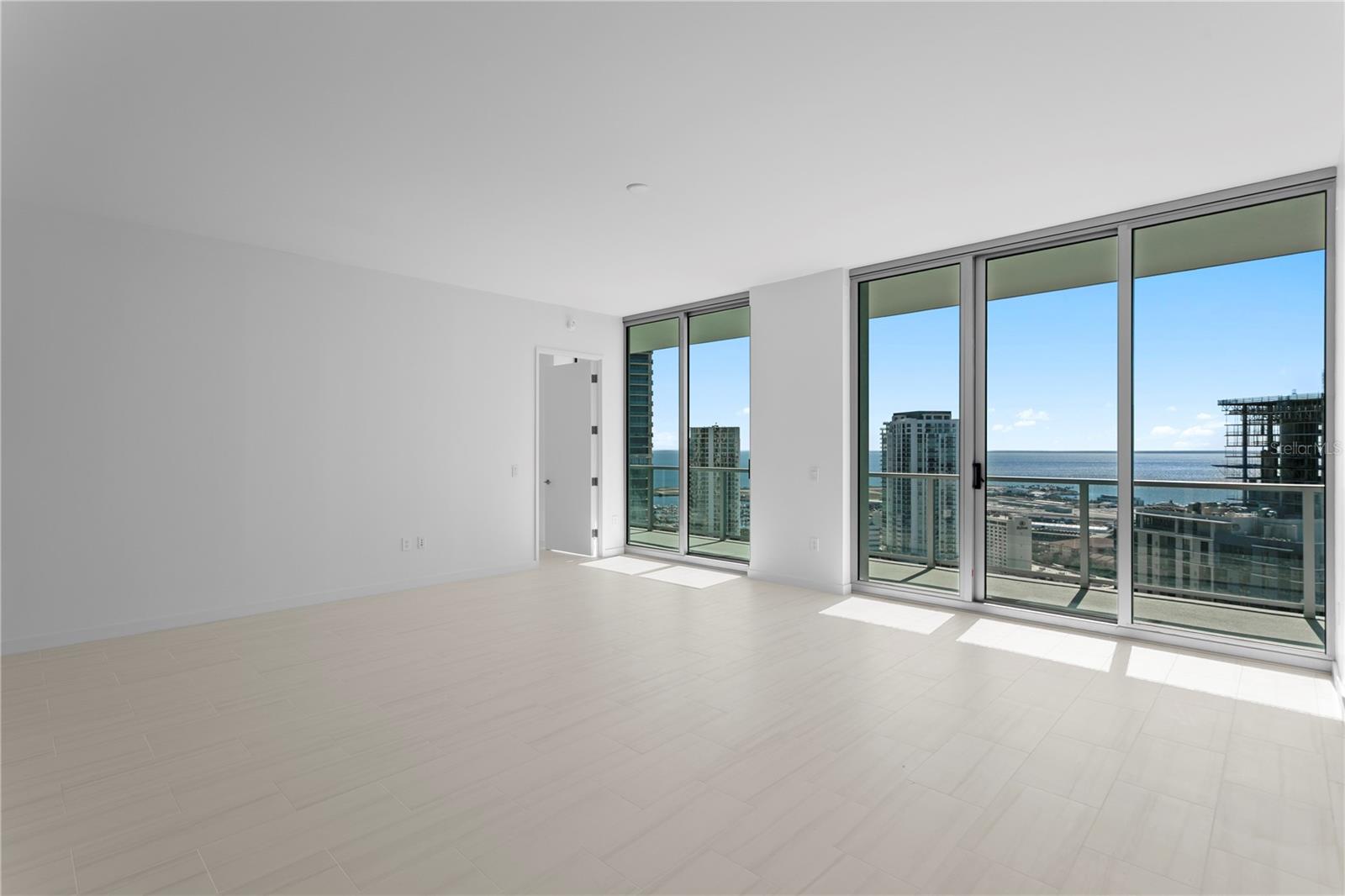 400 CENTRAL - Residential