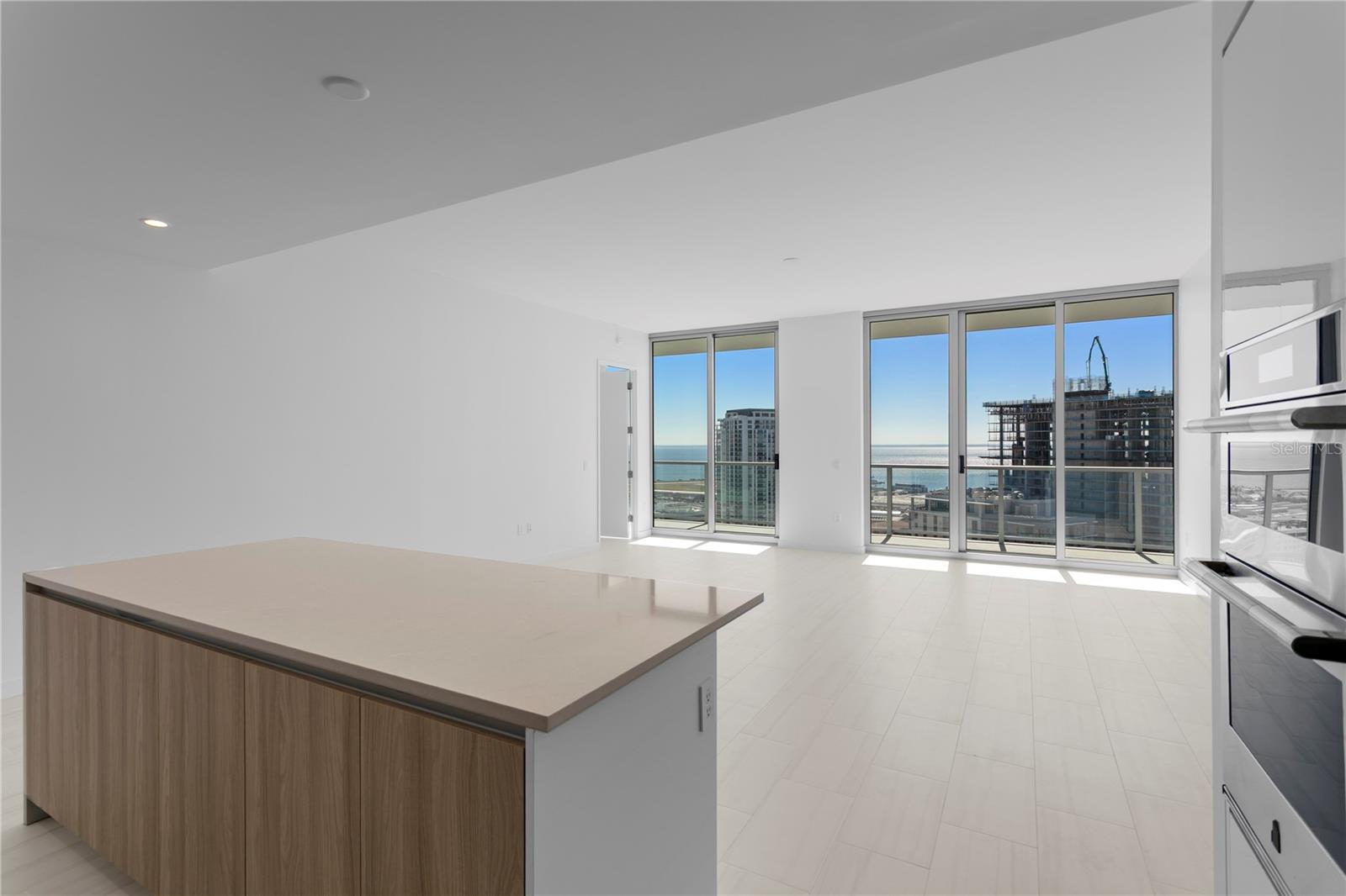 400 CENTRAL - Residential