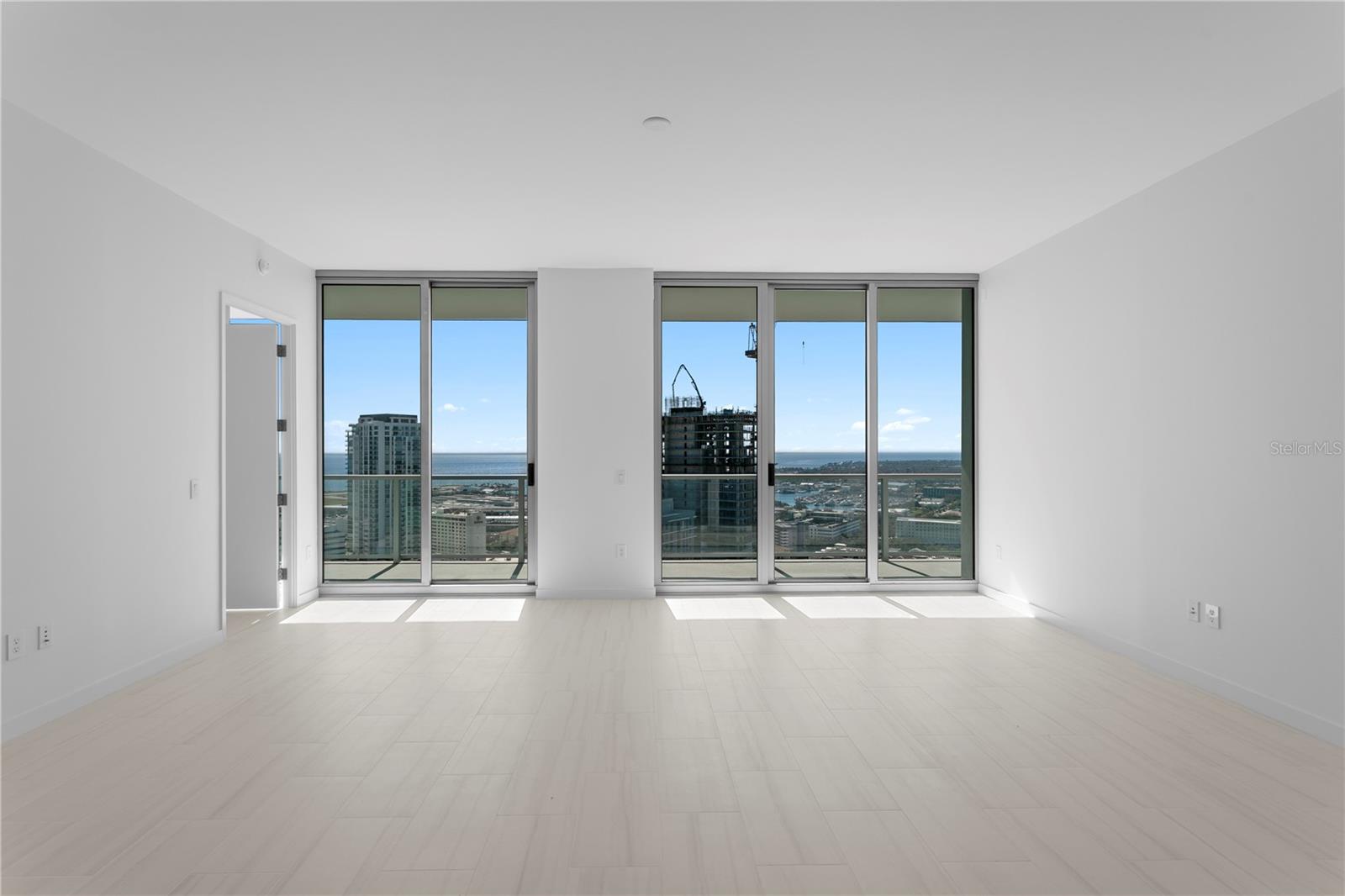 400 CENTRAL - Residential