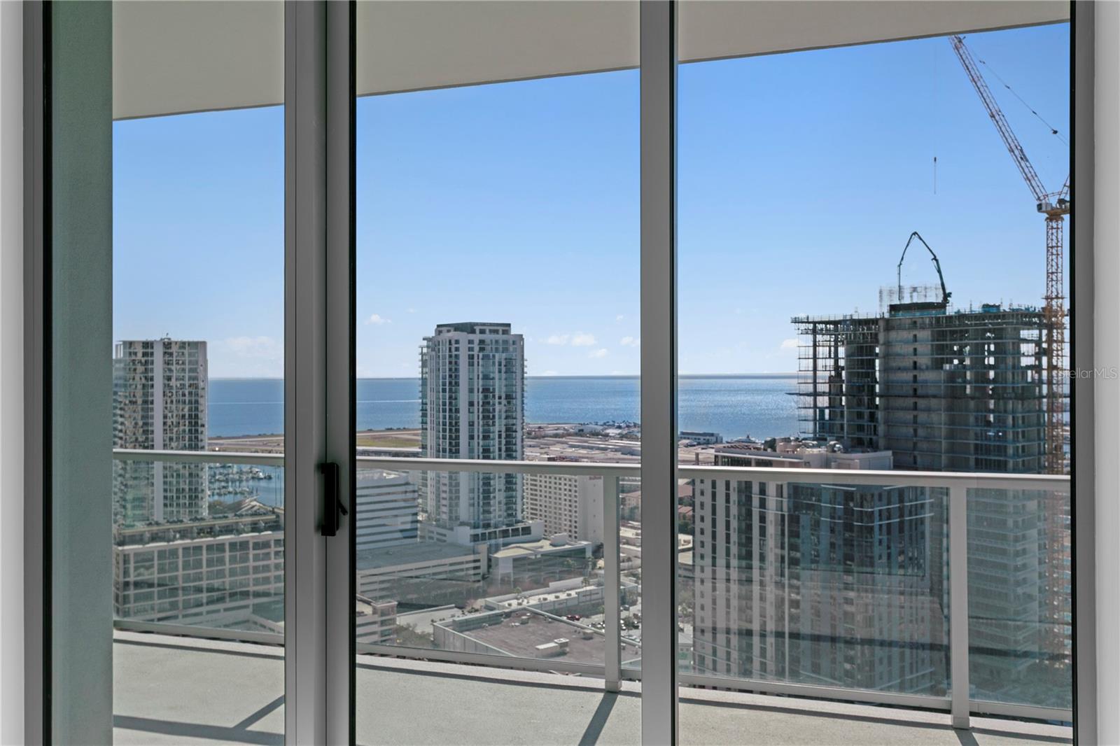 400 CENTRAL - Residential