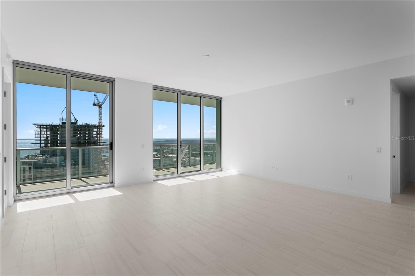 400 CENTRAL - Residential