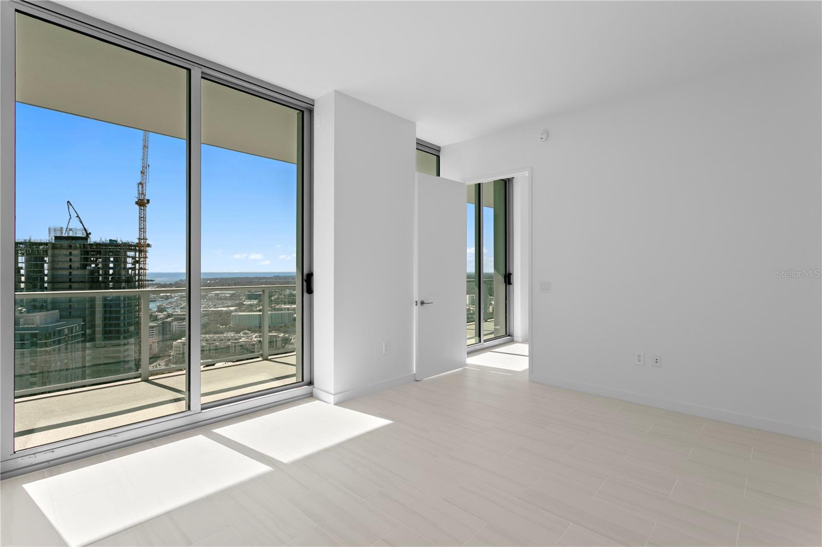 400 CENTRAL - Residential