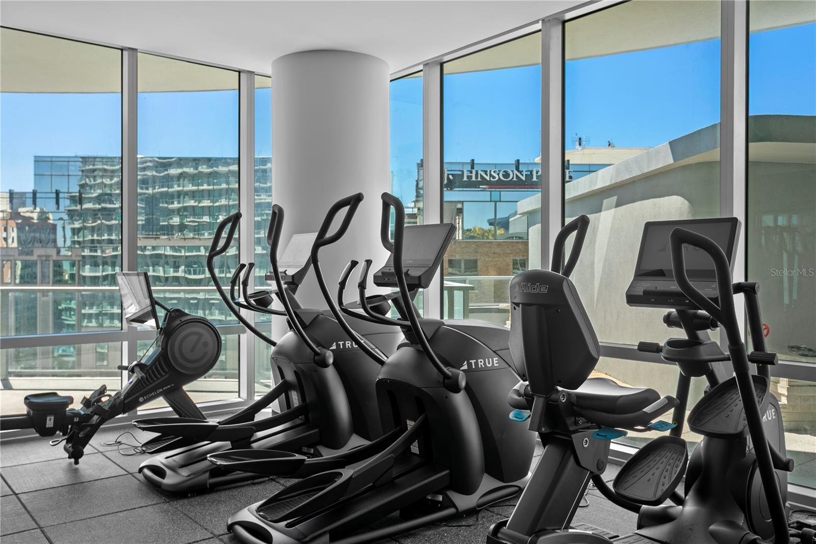 400 CENTRAL - Residential