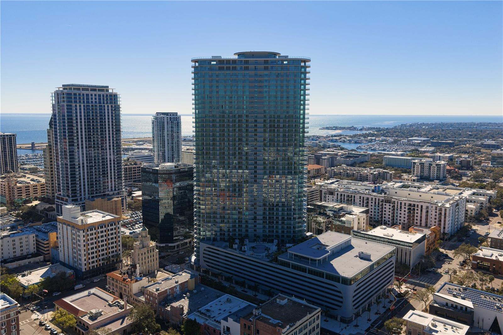 400 CENTRAL - Residential