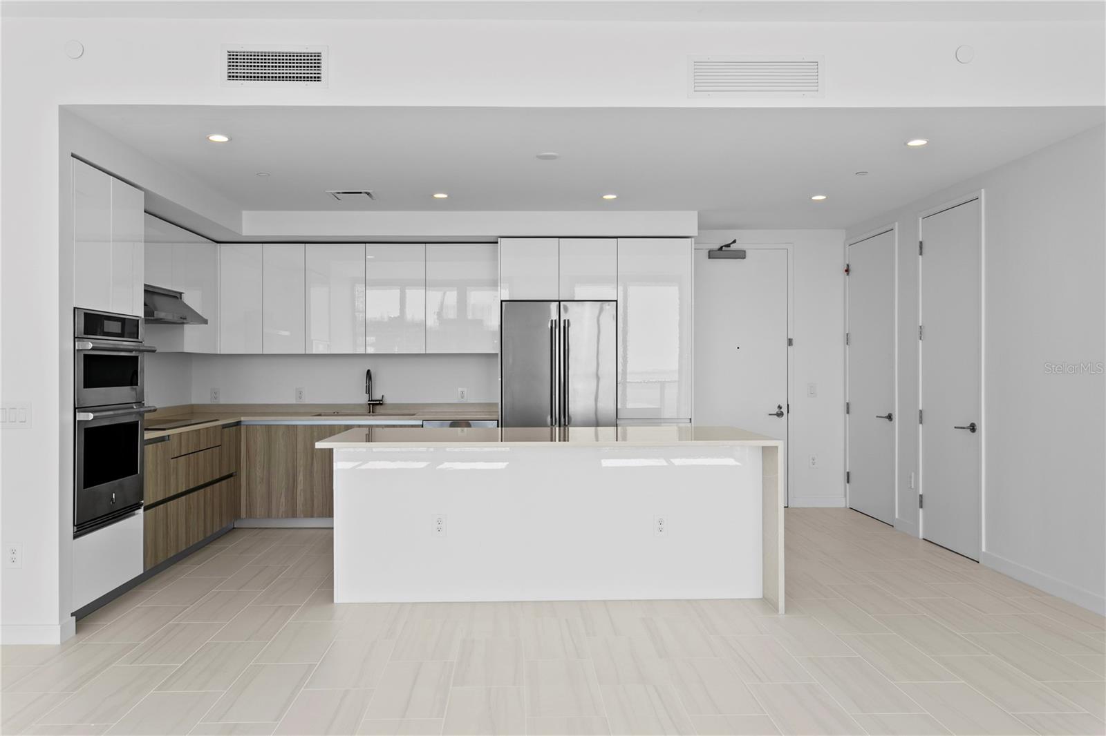 400 CENTRAL - Residential