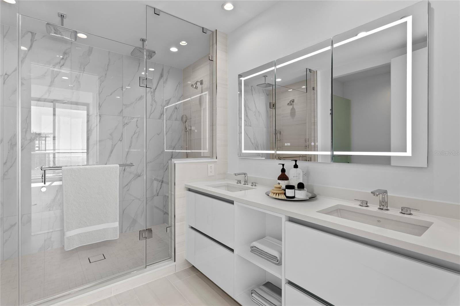 400 CENTRAL - Residential