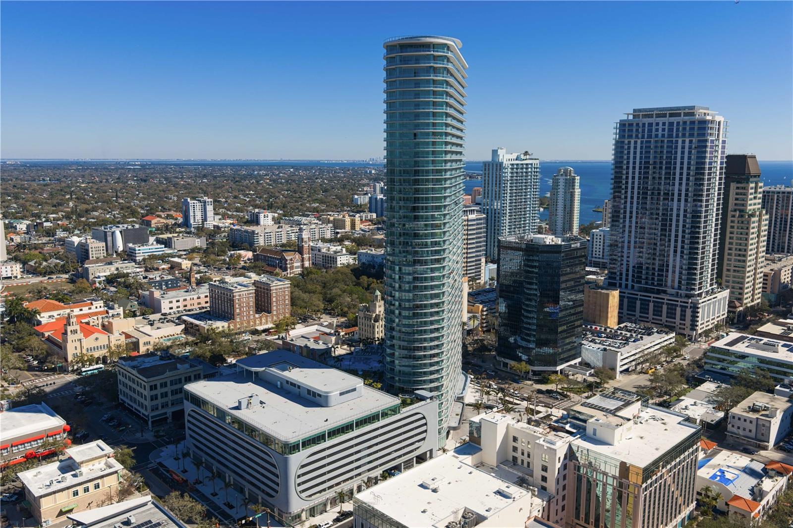 400 CENTRAL - Residential