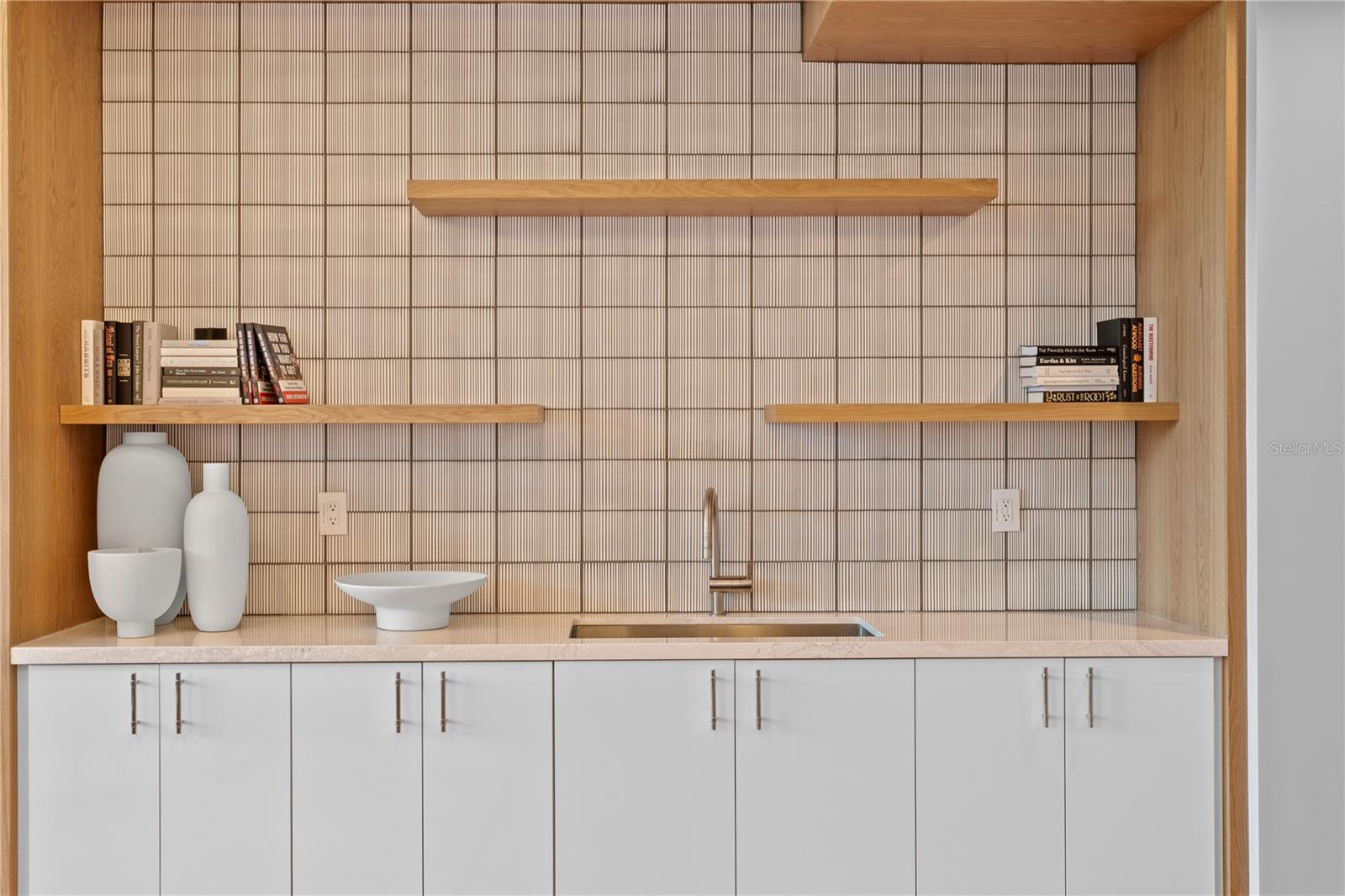 400 CENTRAL - Residential