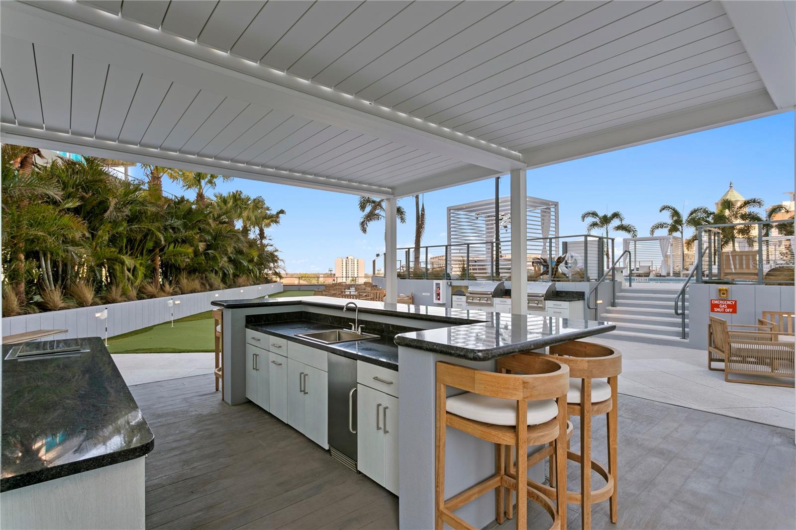 400 CENTRAL - Residential