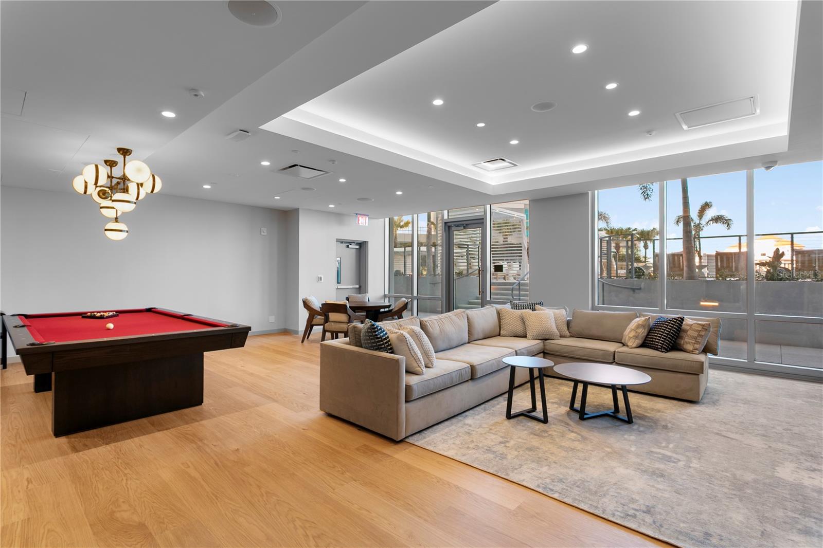 400 CENTRAL - Residential