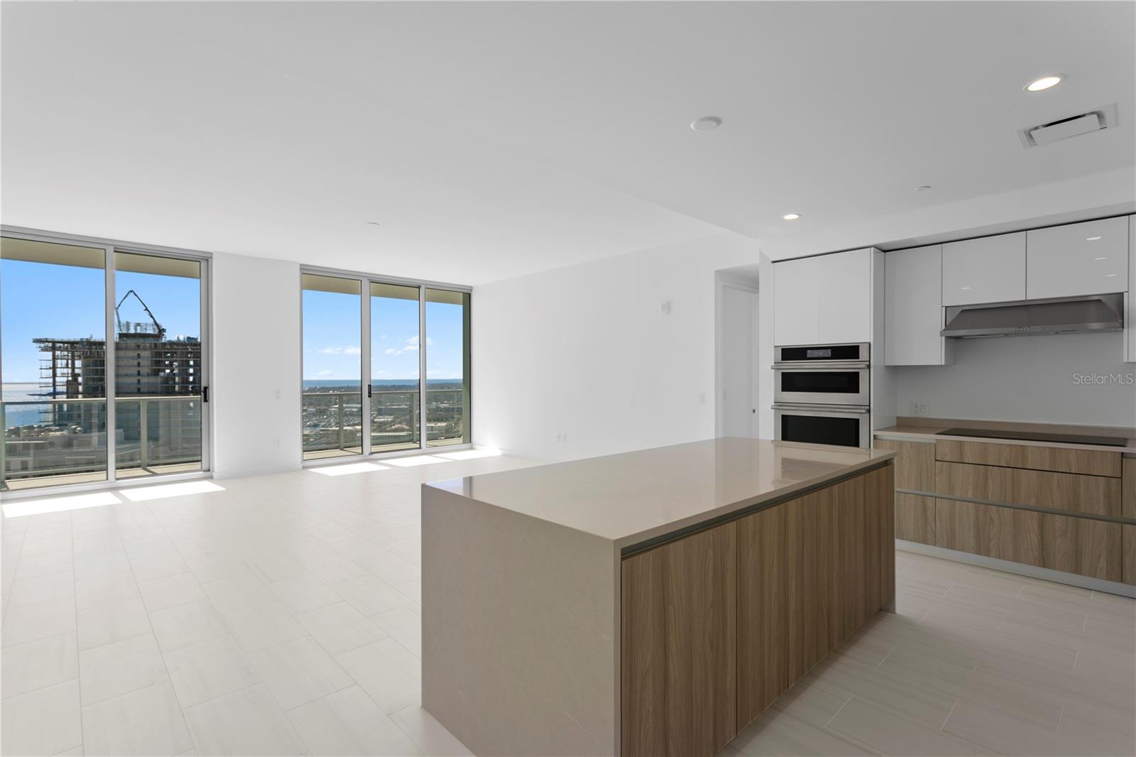 400 CENTRAL - Residential