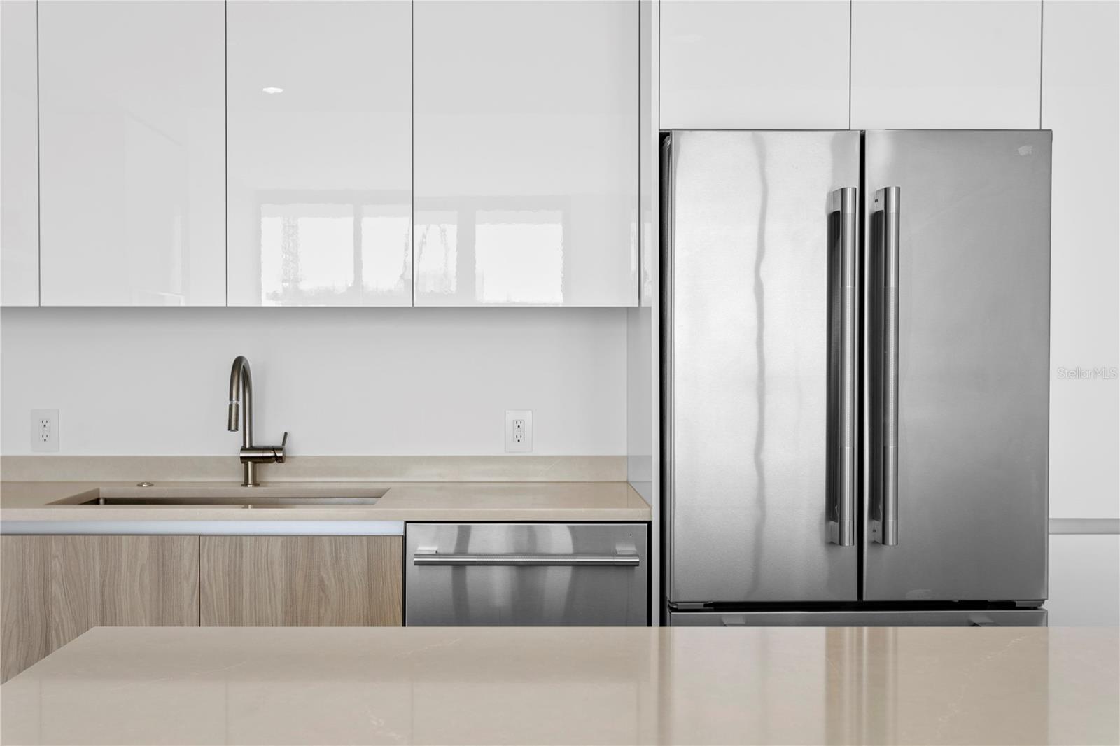 400 CENTRAL - Residential