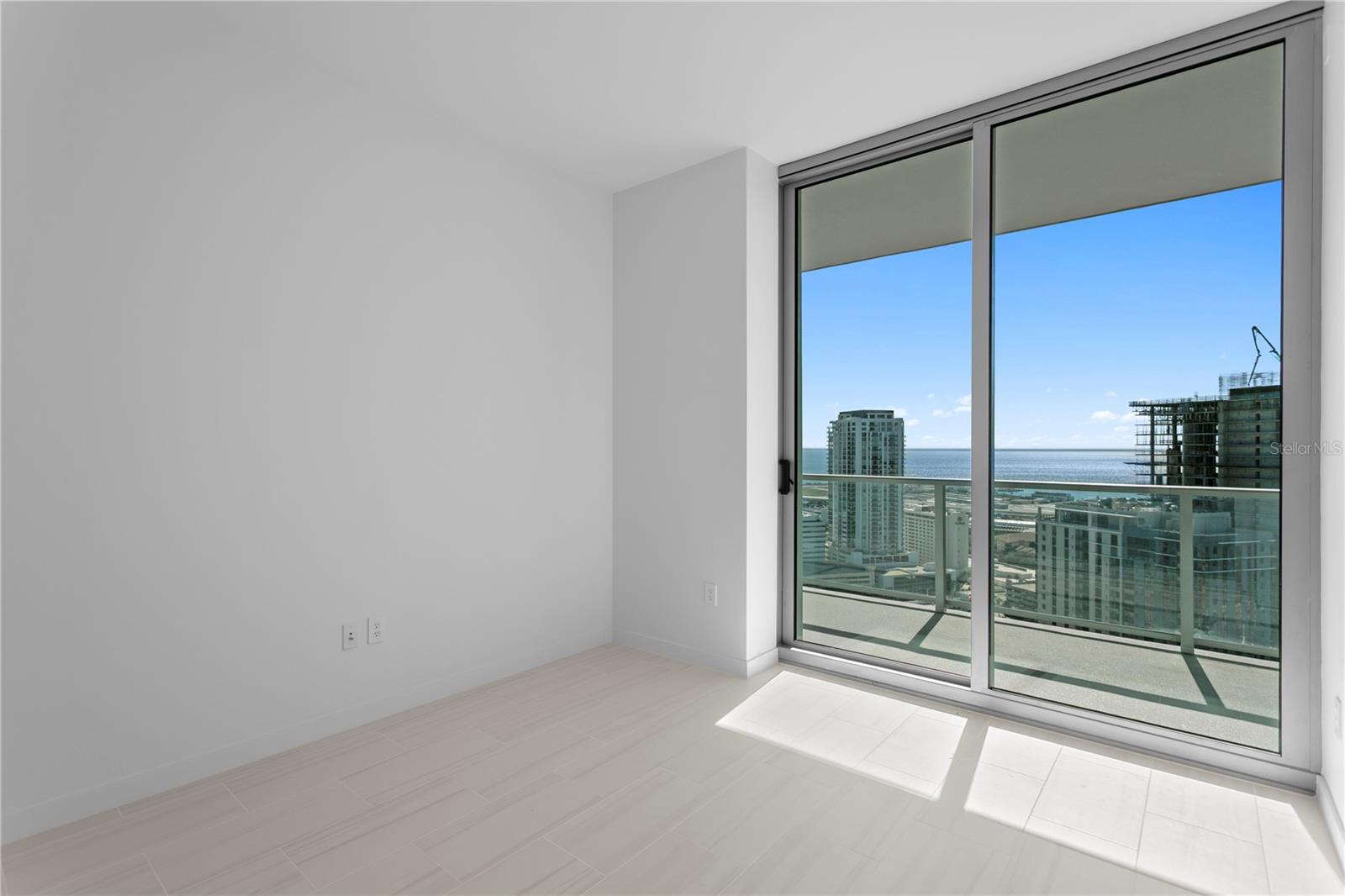 400 CENTRAL - Residential