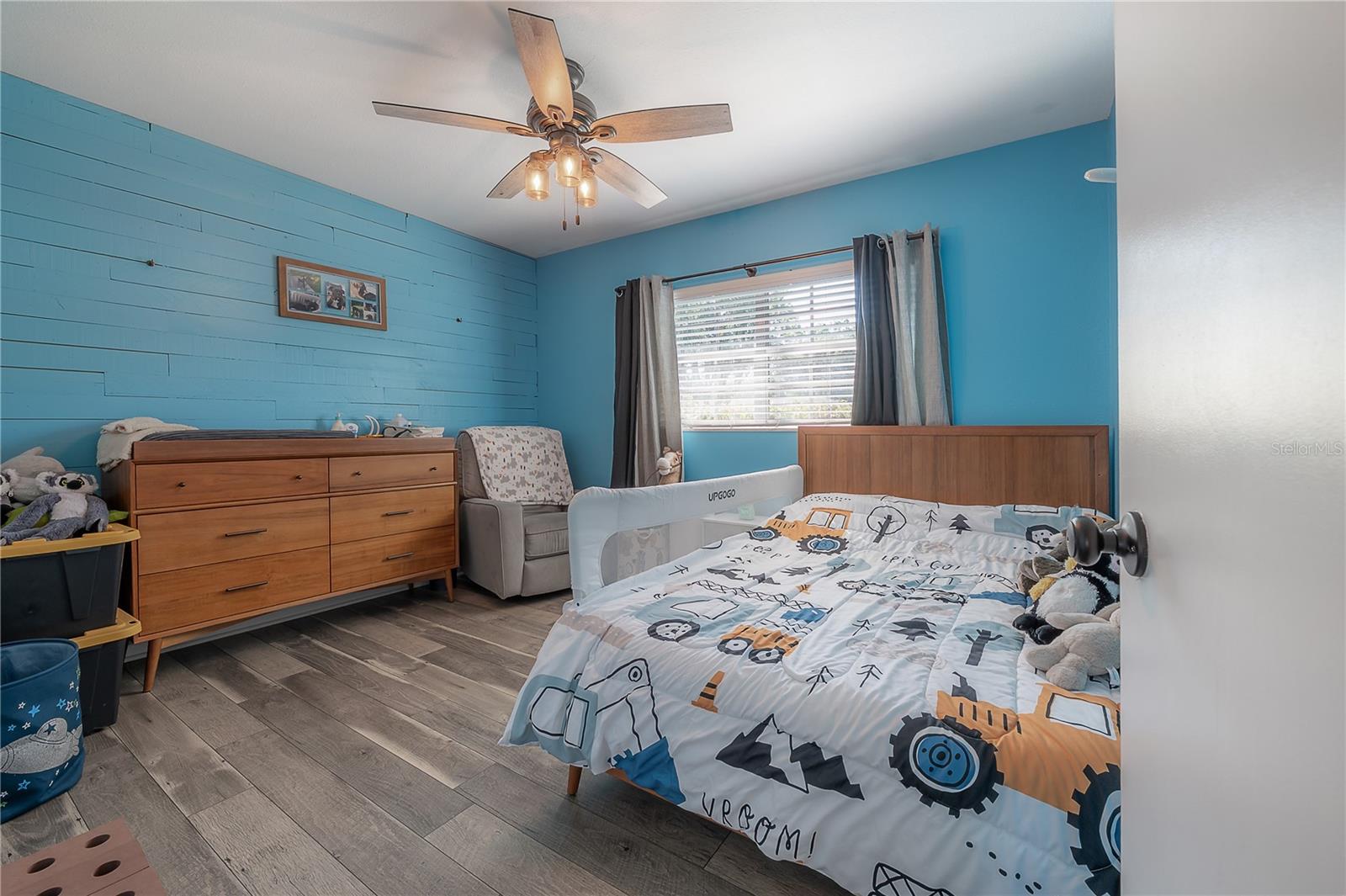 LAKE ELLEN ESTATES SUB - Residential Lease