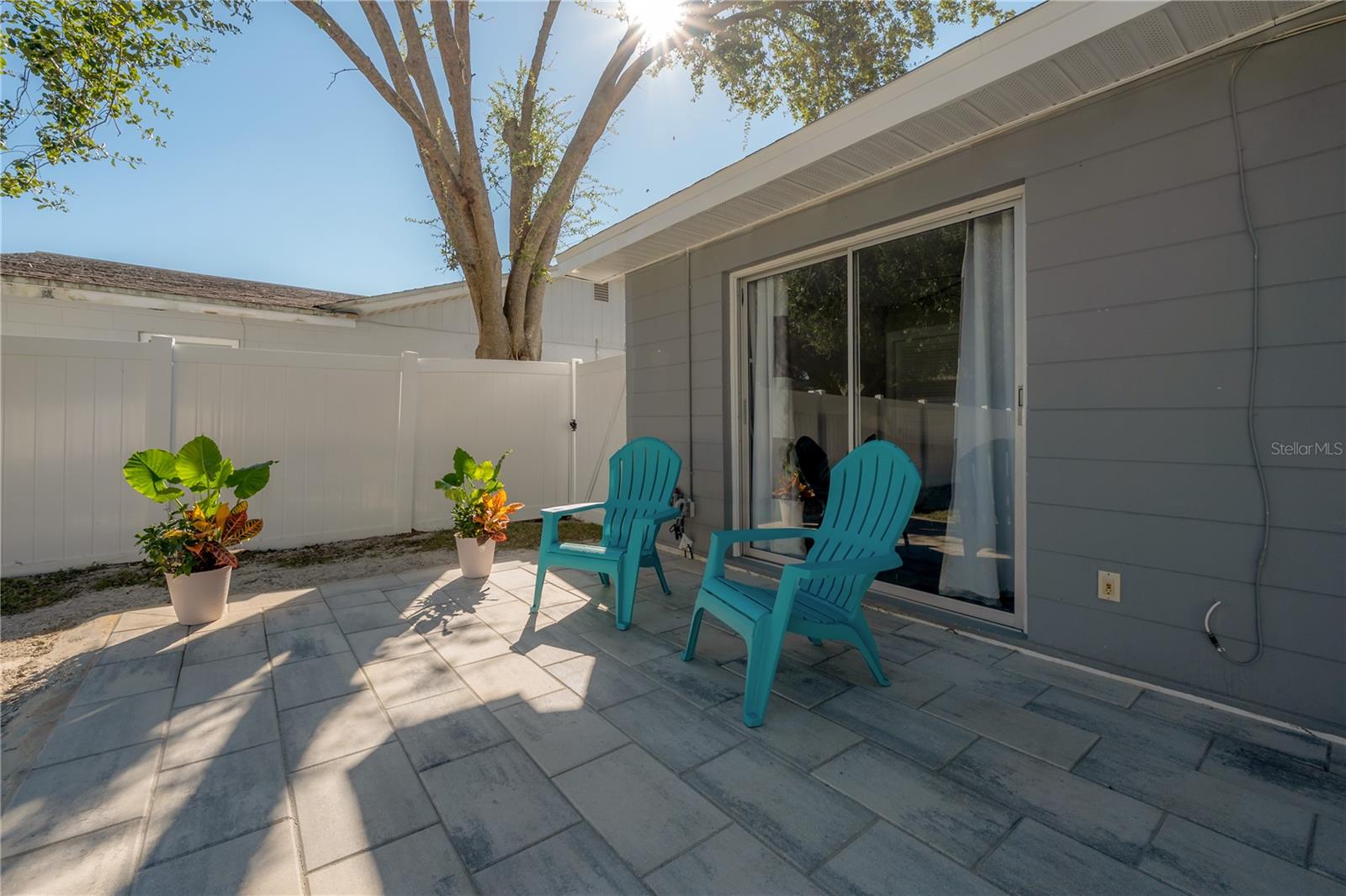 LAKE ELLEN ESTATES SUB - Residential Lease