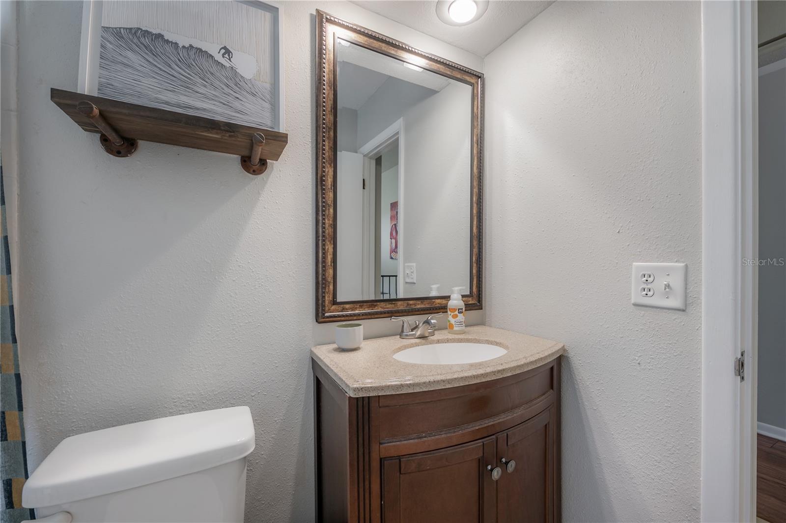 LAKE ELLEN ESTATES SUB - Residential Lease