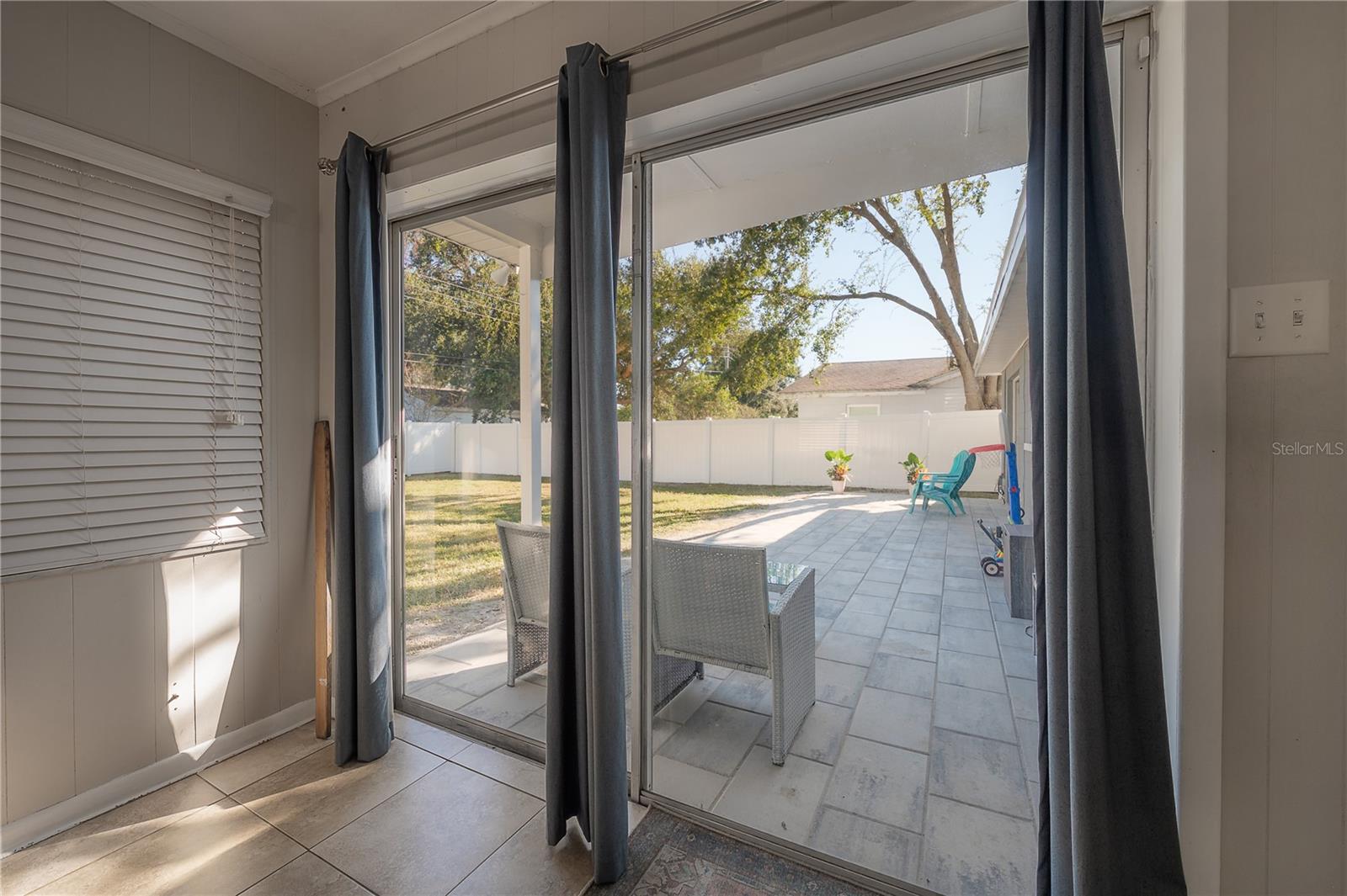 LAKE ELLEN ESTATES SUB - Residential Lease