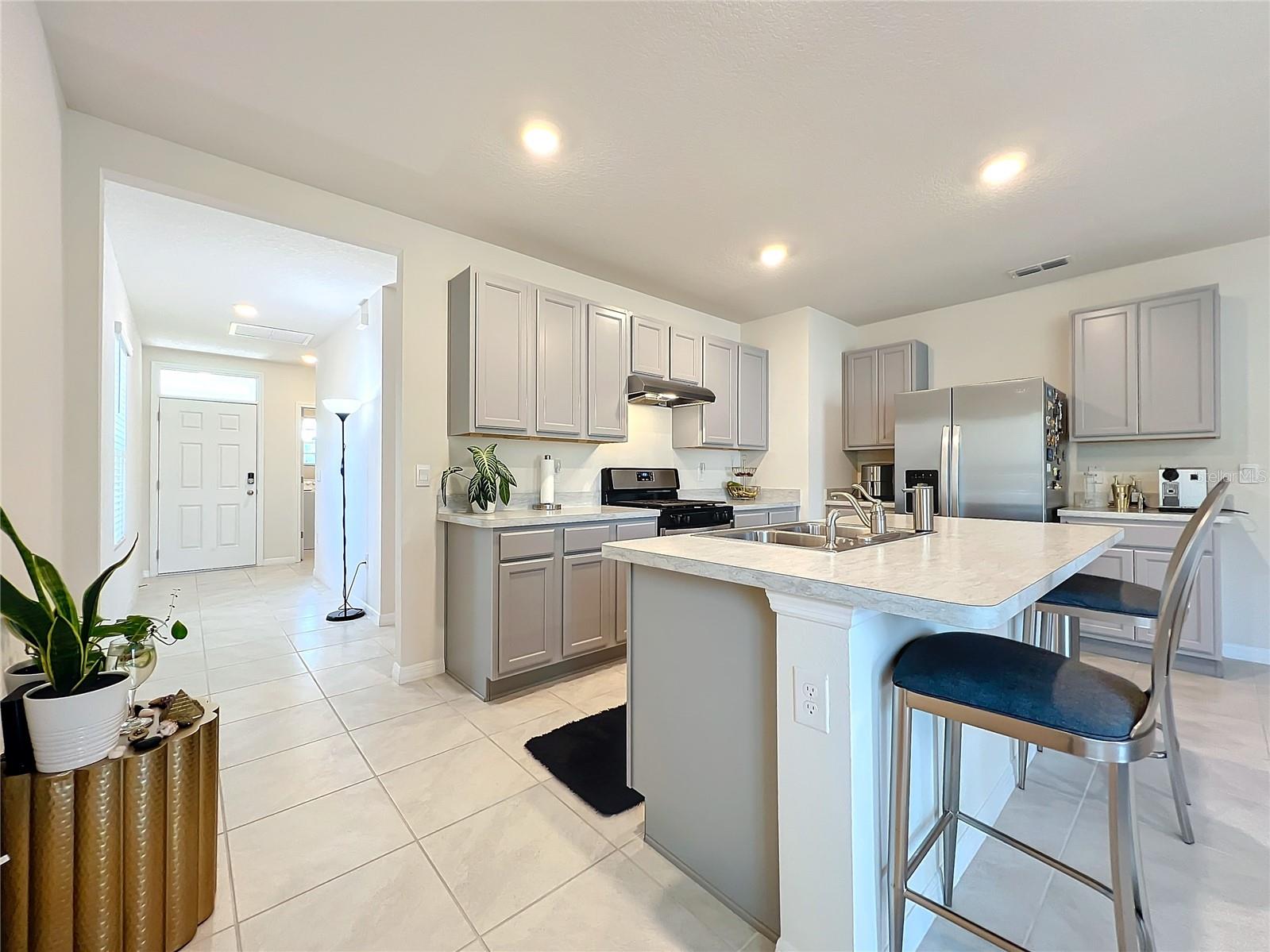 LAKE DENHAM ESTATES PHASE III - Residential