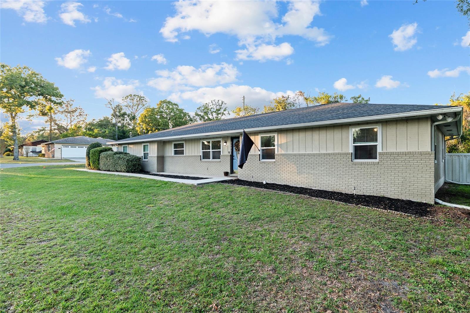 OAKHURST - Residential