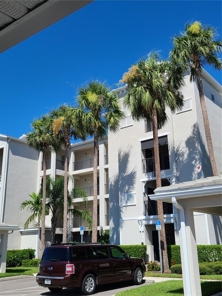 IT IS ALL ABOUT THE VIEWS! THE SUNSETS ARE BREATH TAKING. Unfurnished 3-bedroom 2 bath End unit condo with dedicated 1 car carport. Manatee River views from primary bedroom and screened in lanai. Upgraded kitchen overlooking the living room and separate formal dining area. Storage closet comes with rental great for bikes, golf clubs or anything you need to store. All tile in main living area. Rent includes use of amenities such as Gated community with guard, 3 community pools, 2 fitness centers, Kayak/canoe launch, tennis, clubhouse. Rent also includes water, sewer, trash pickup and cable. SORRY NO PETS. Move in ready. Owner is looking for long term tenant.