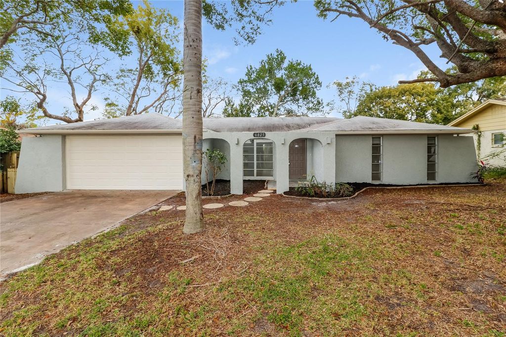 Photo of 6825 Amarillo Street, Port Richey, FL 34668 (MLS # O6380226)