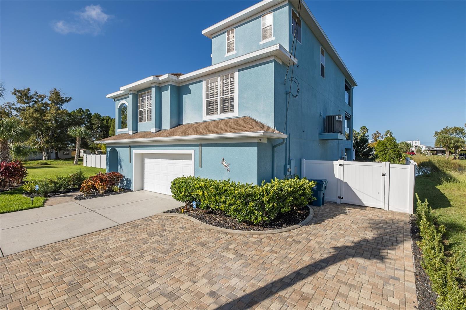 HERNANDO BEACH - Residential