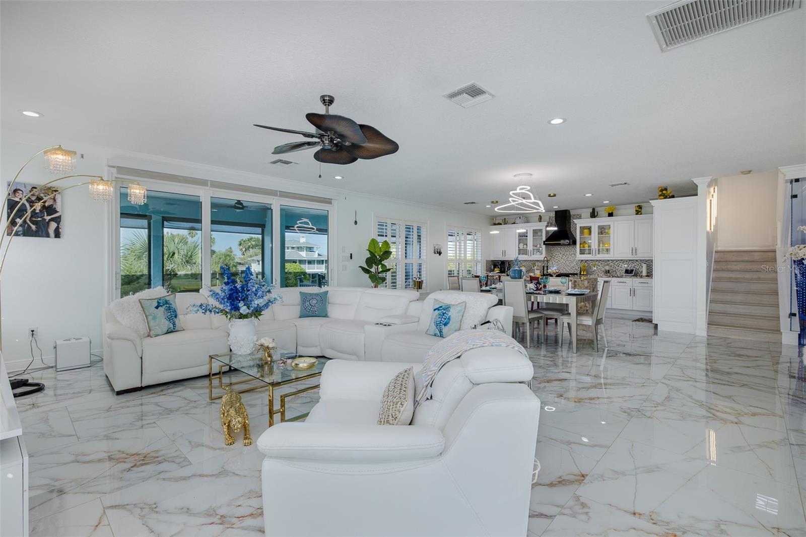 HERNANDO BEACH - Residential