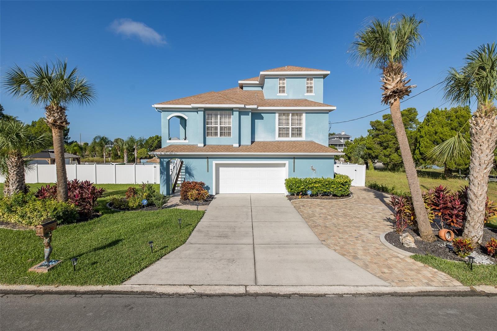 HERNANDO BEACH - Residential