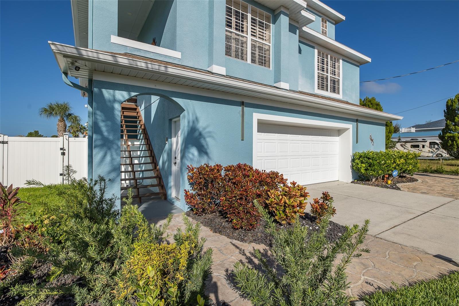 HERNANDO BEACH - Residential