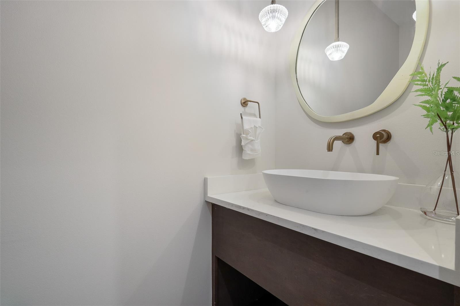 LIDO BEACH - Residential