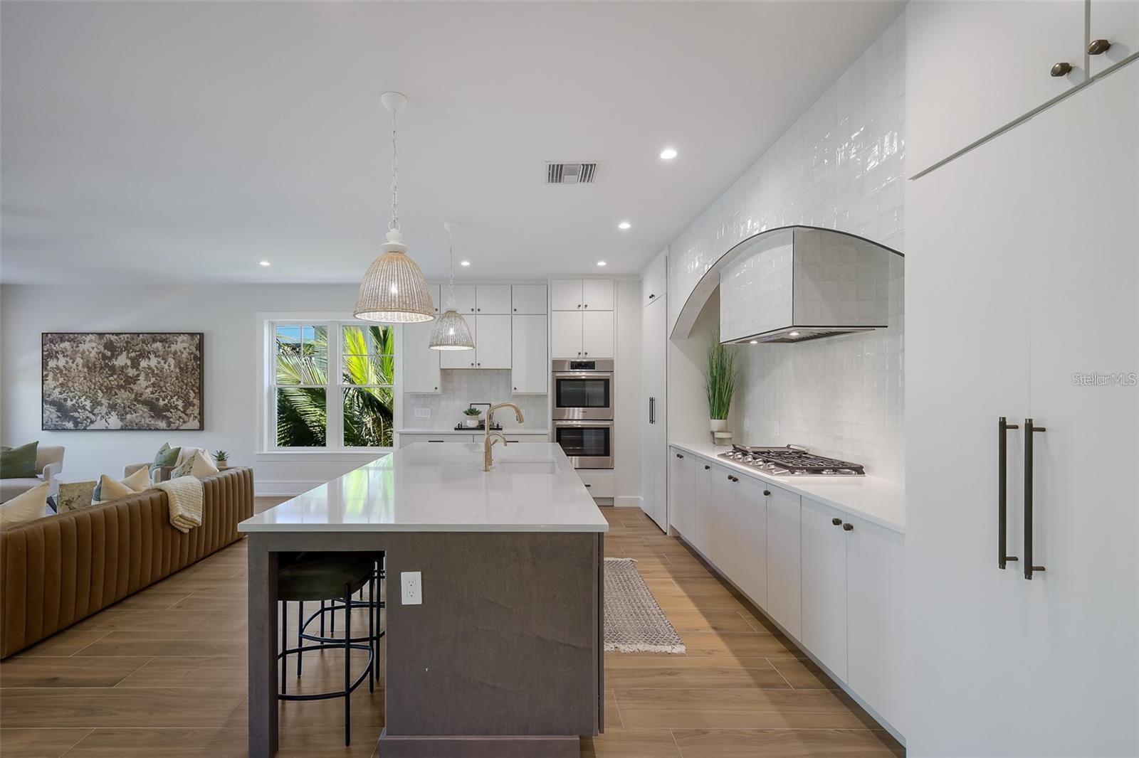 LIDO BEACH - Residential