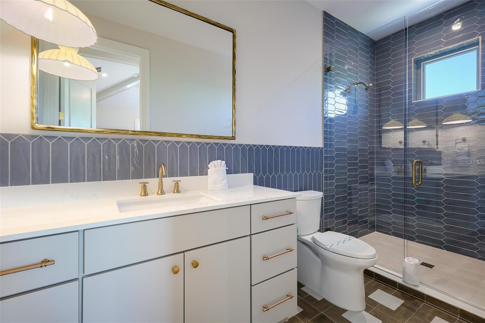 LIDO BEACH - Residential