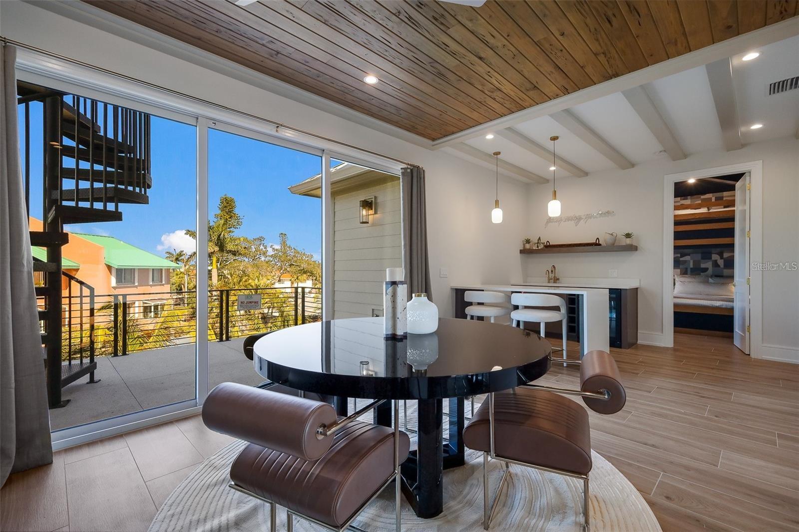 LIDO BEACH - Residential