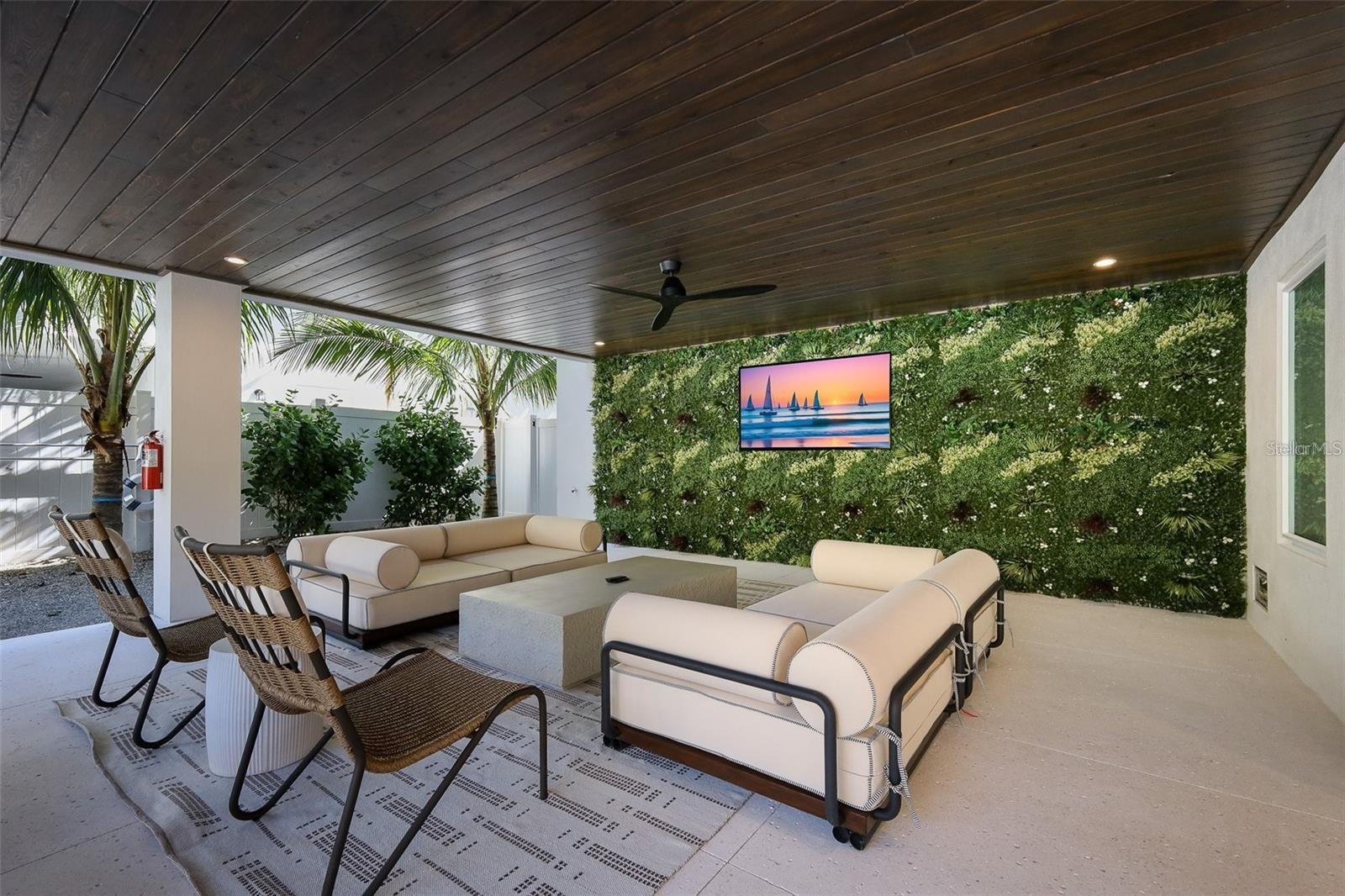 LIDO BEACH - Residential