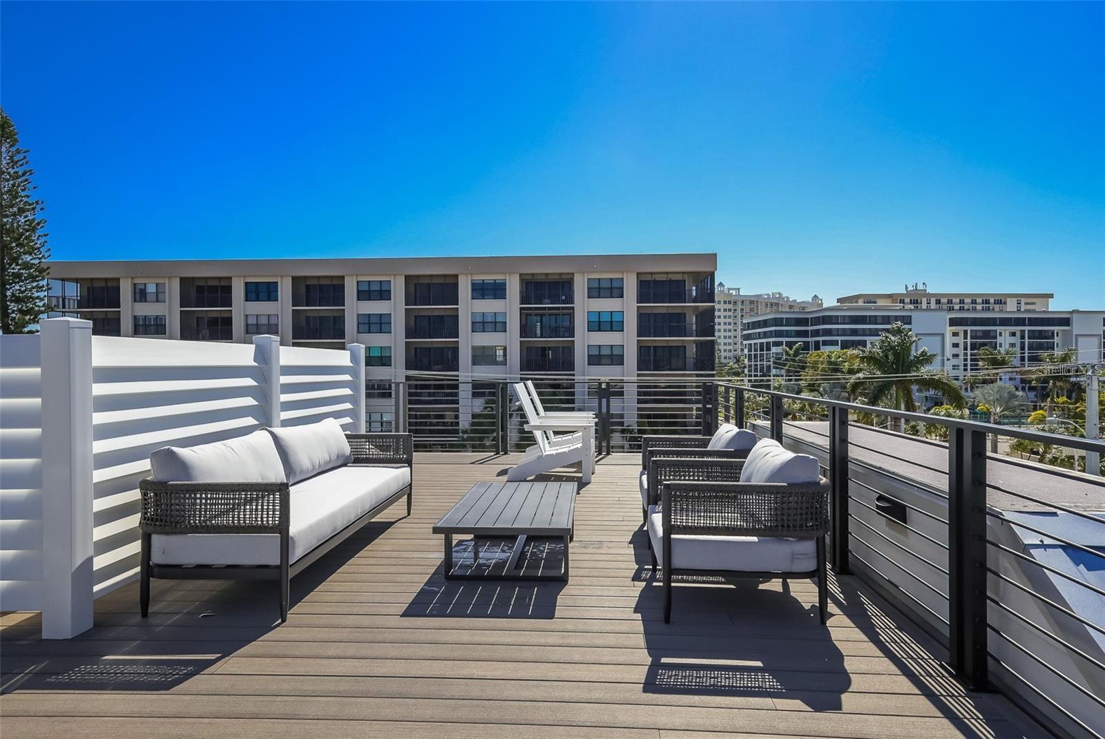 LIDO BEACH - Residential