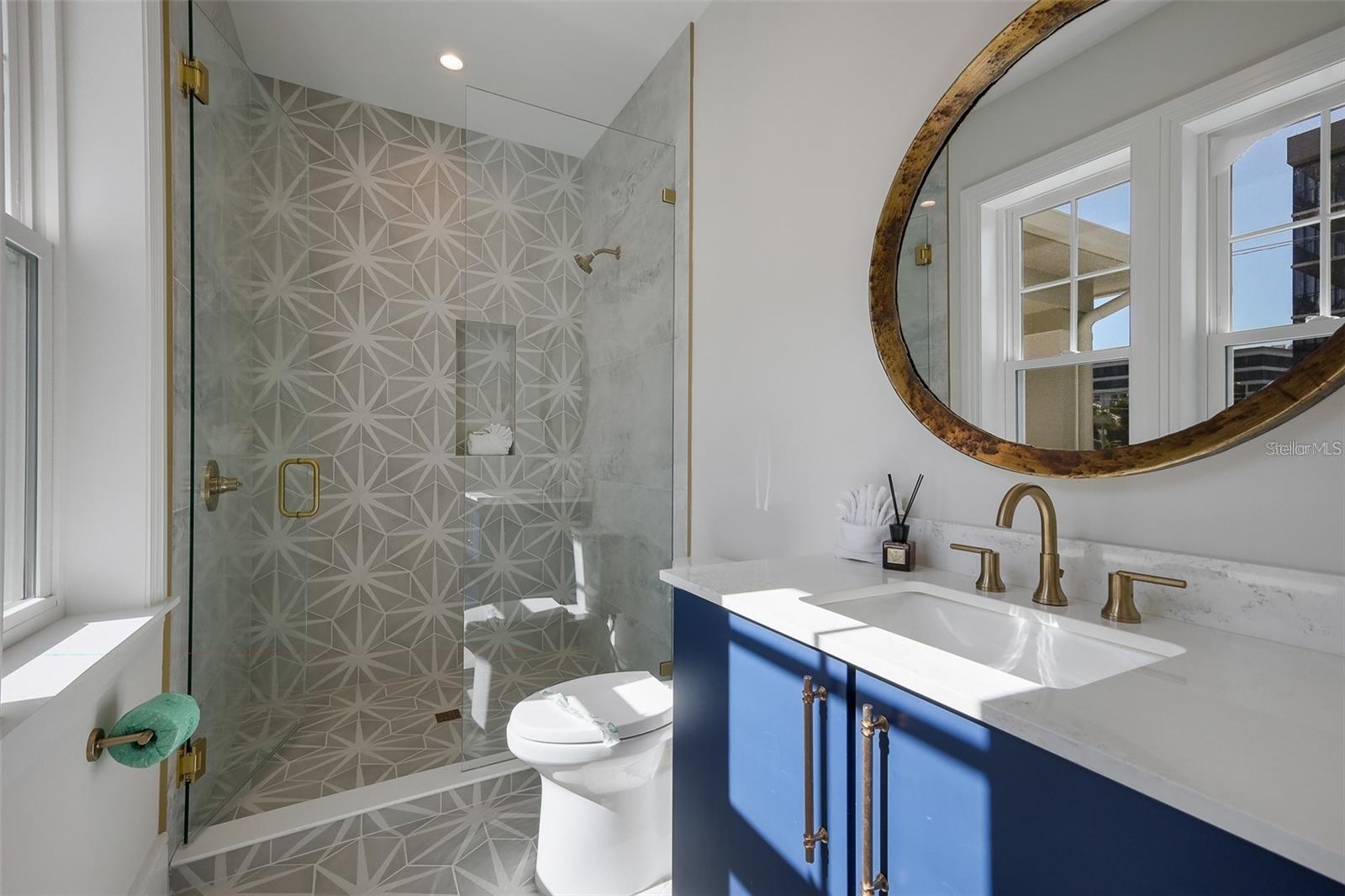 LIDO BEACH - Residential