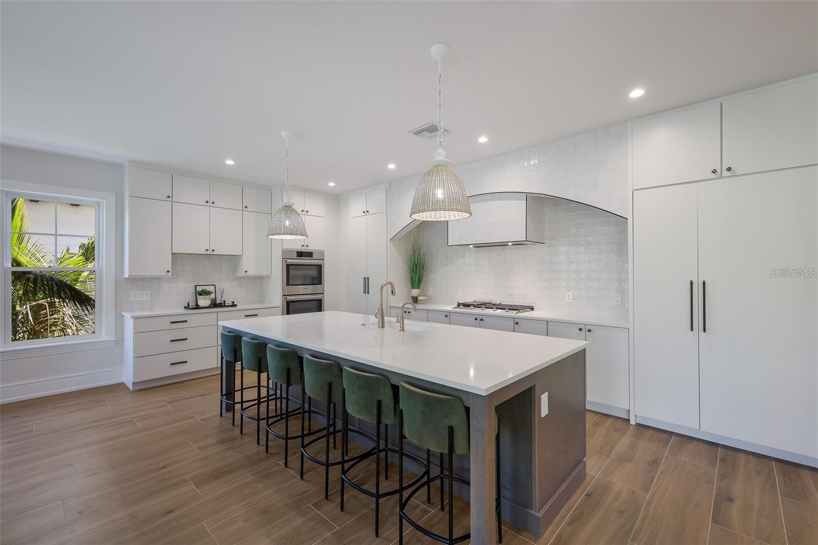 LIDO BEACH - Residential