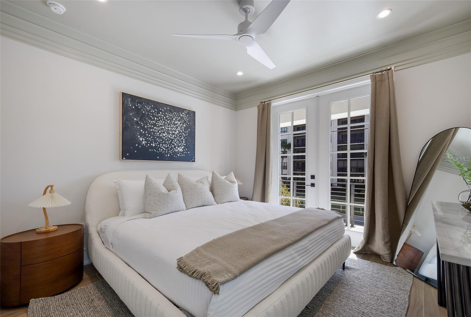 LIDO BEACH - Residential