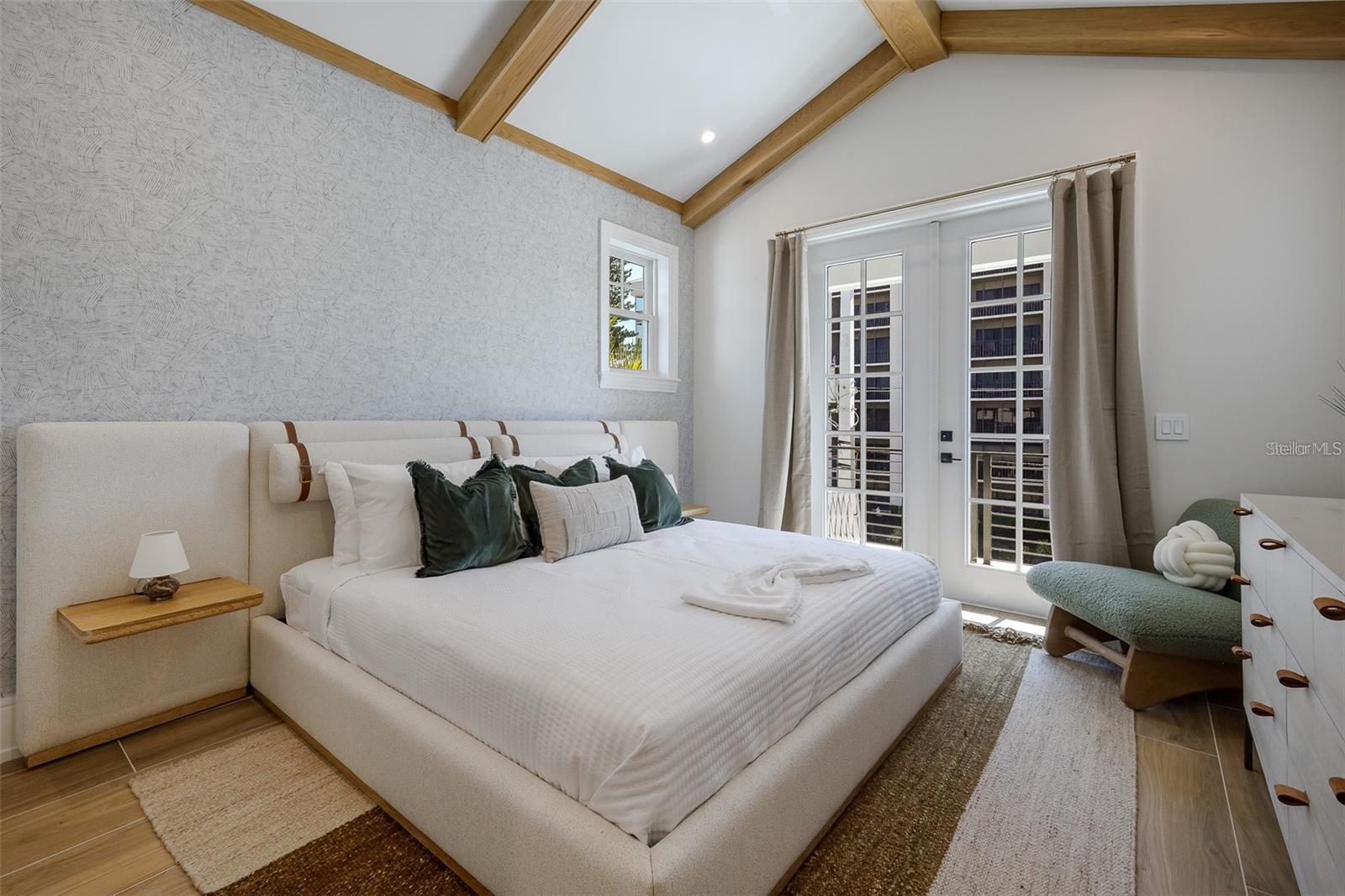 LIDO BEACH - Residential