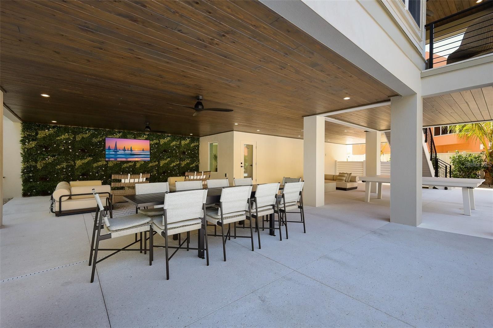 LIDO BEACH - Residential