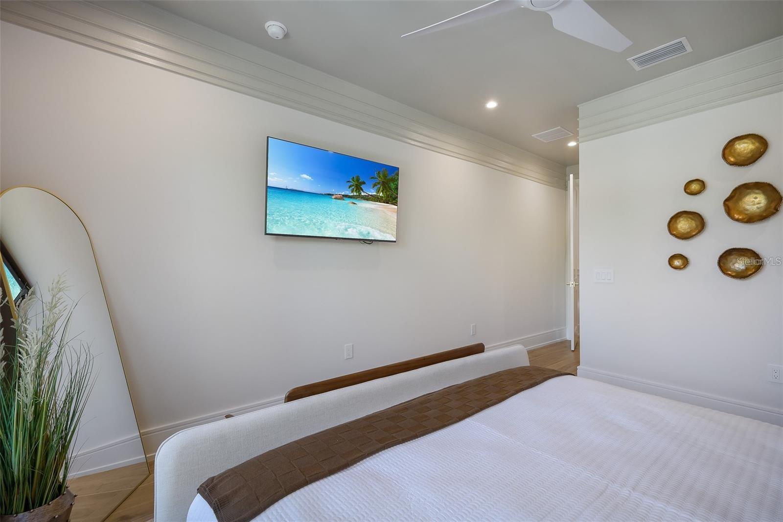 LIDO BEACH - Residential