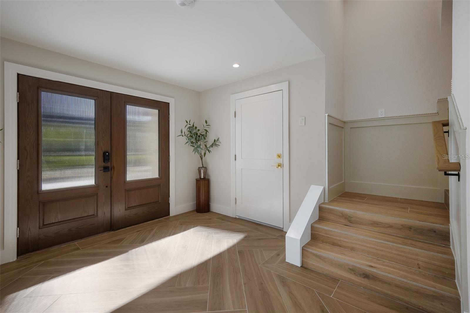 LIDO BEACH - Residential