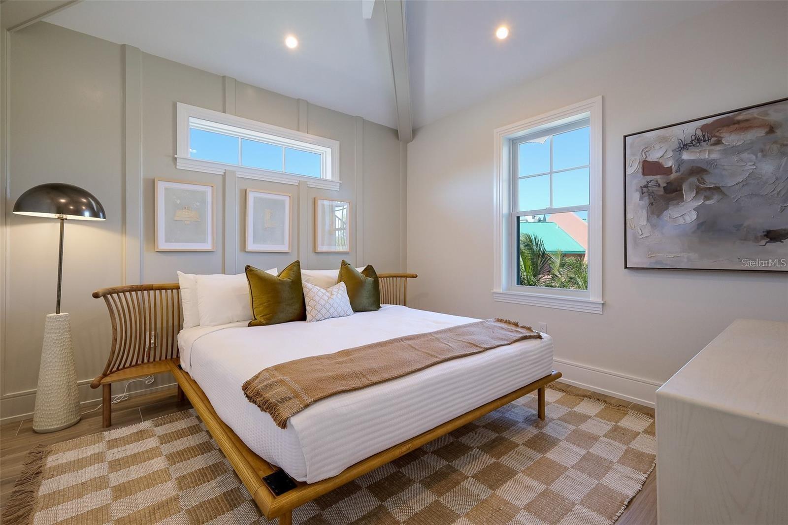 LIDO BEACH - Residential