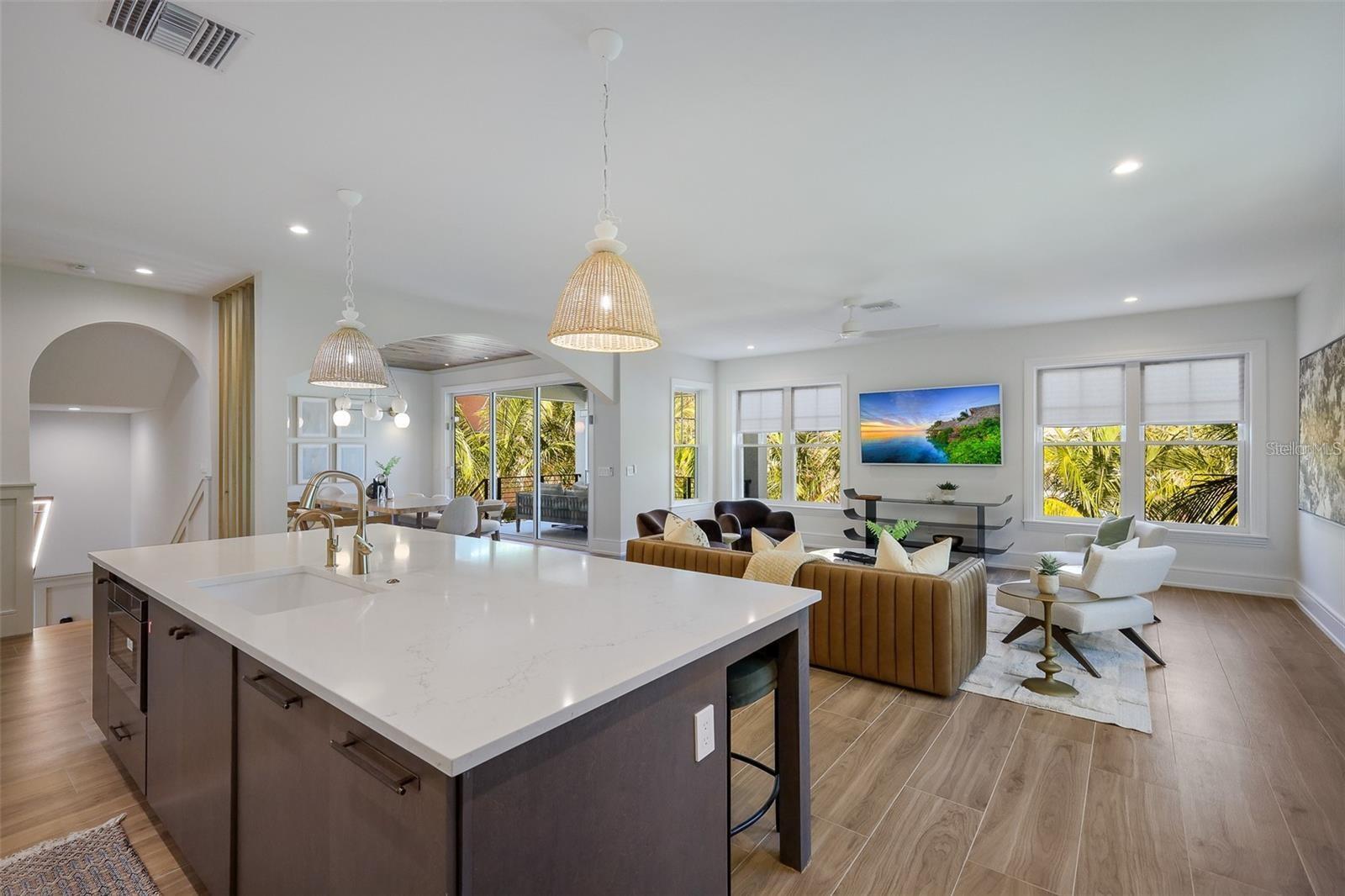 LIDO BEACH - Residential