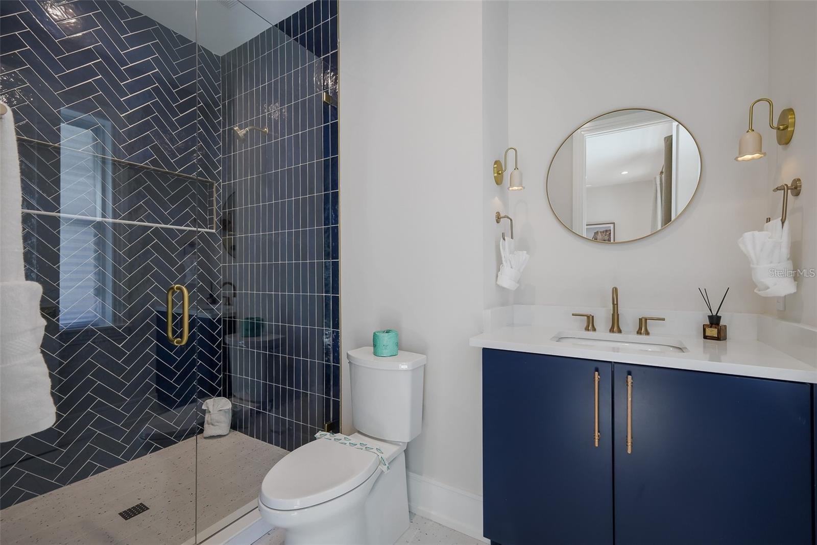 LIDO BEACH - Residential