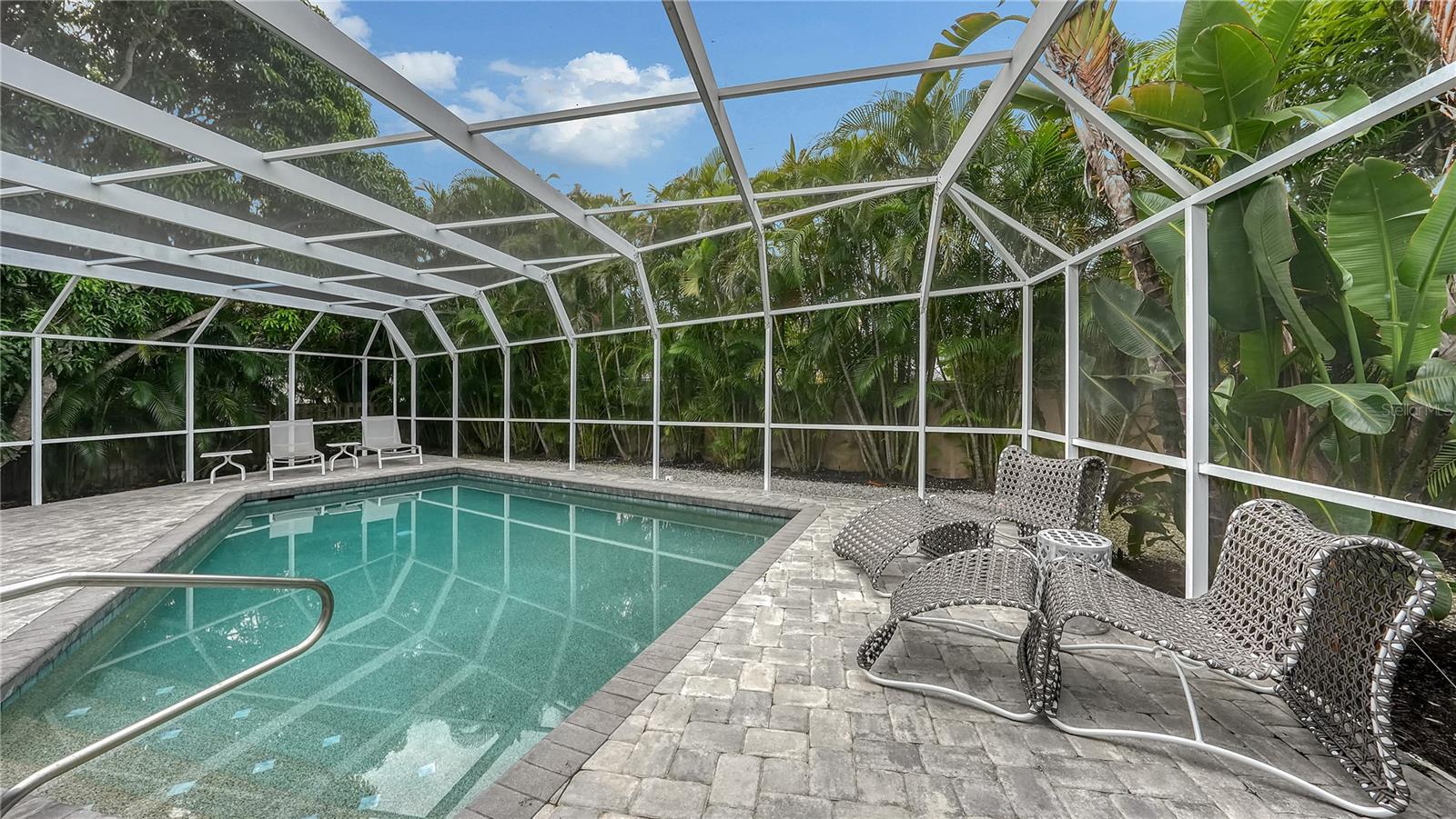 BIRD KEY SUB - Residential