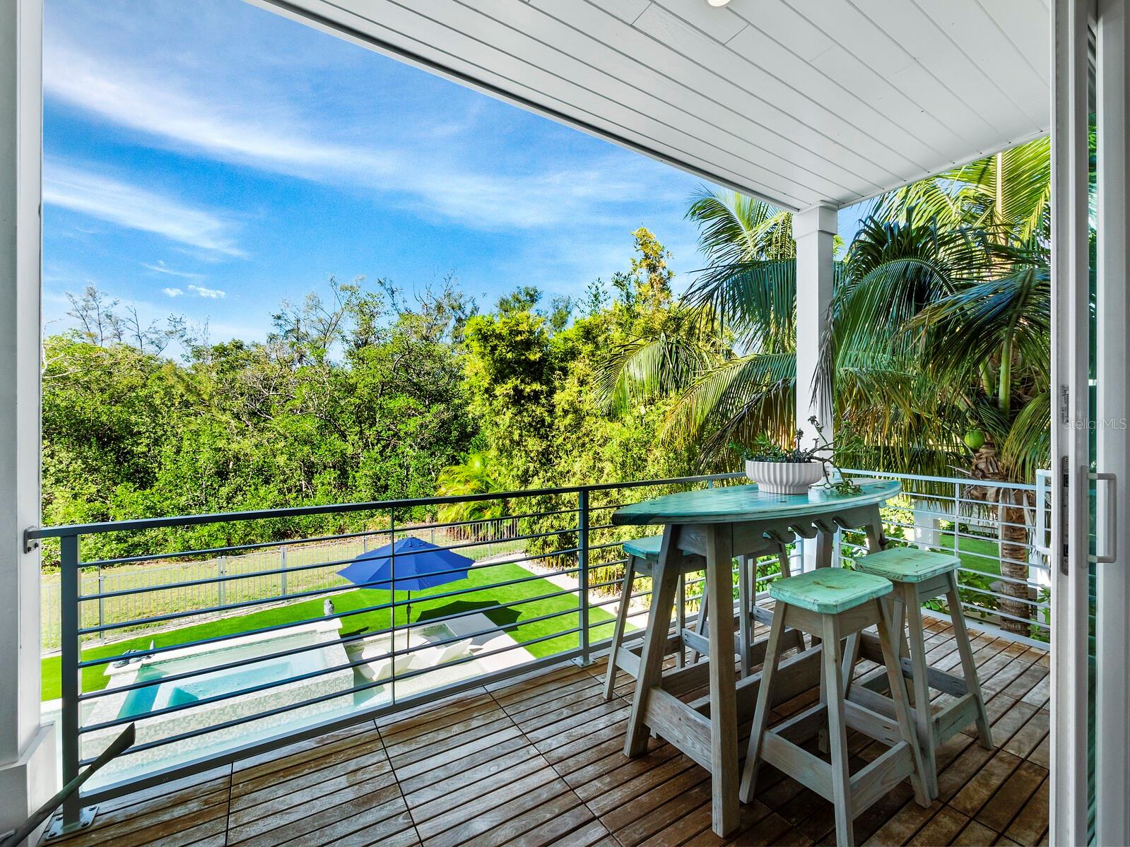 LONGBEACH ON LONGBOAT KEY - Residential