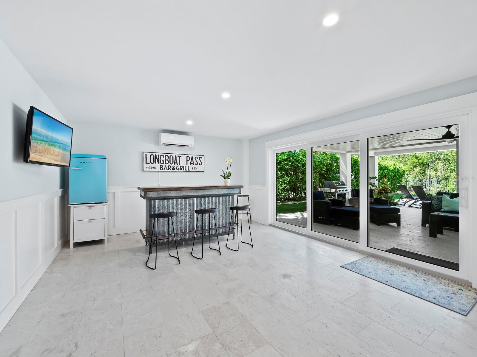 LONGBEACH ON LONGBOAT KEY - Residential
